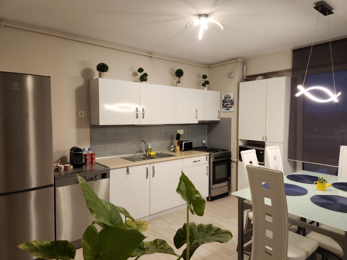 Airport Apartment Otopeni Exterior photo